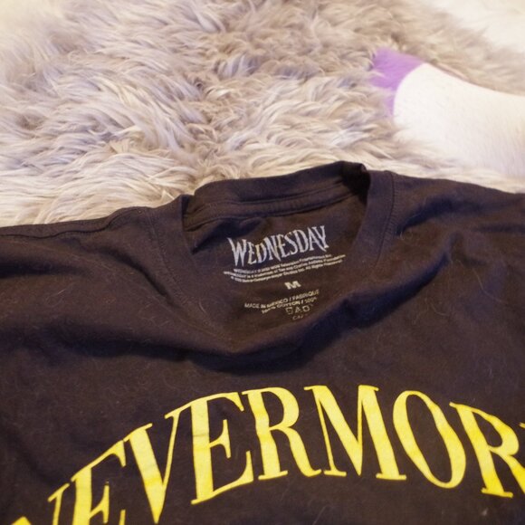 Wednesday Black T-Shirt Nevermore Bee Keeping Club - Picture 2 of 6